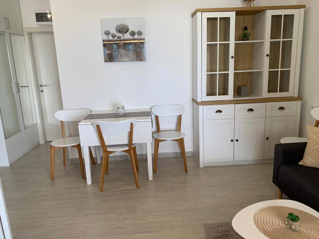 Tara'S Apartman Supetar Εξωτερικό φωτογραφία
