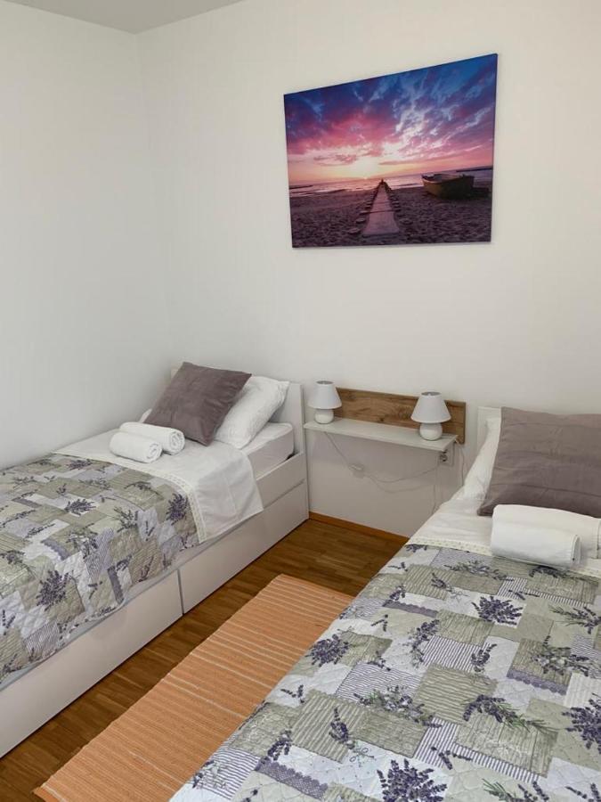 Tara'S Apartman Supetar Εξωτερικό φωτογραφία