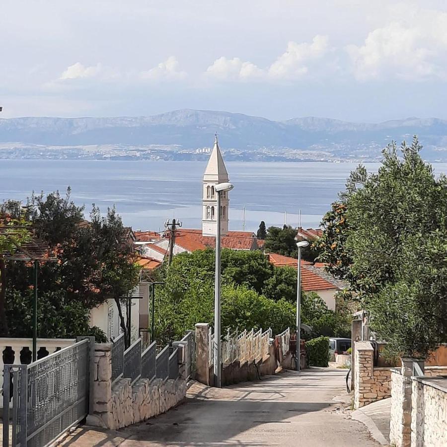 Tara'S Apartman Supetar Εξωτερικό φωτογραφία